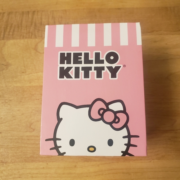 Hello Kitty Watch - Picture 2 of 4